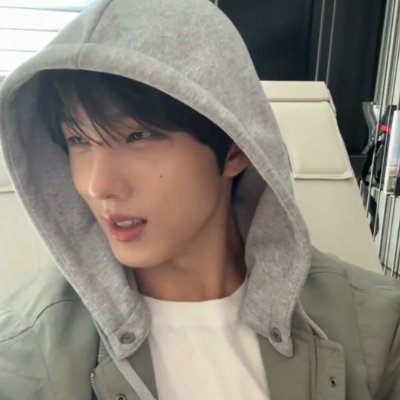 ⋆⋆'s profile picture