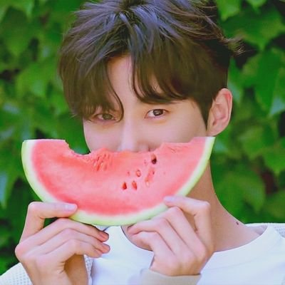 𝙬𝙖𝙩𝙚𝙧𝙢𝙚𝙡𝙤𝙣🍉's profile picture