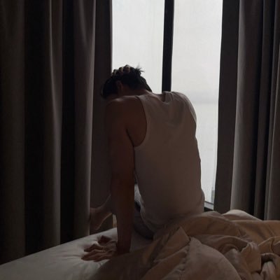 seasofverses's profile picture