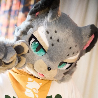 론트 / 서향's profile picture