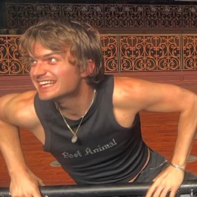 zara's profile picture
