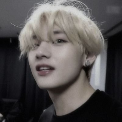 𝒎𝒂𝒓𝒊𝒆_𝒗𝒌🪐's profile picture