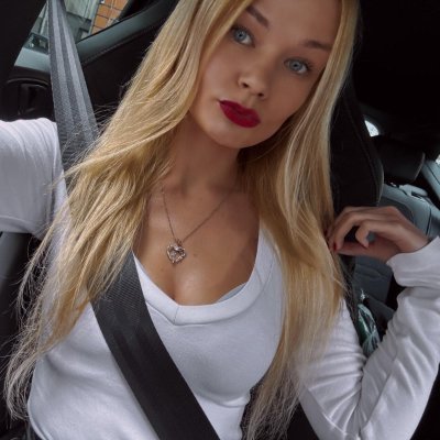 Lady Rosalie's profile picture
