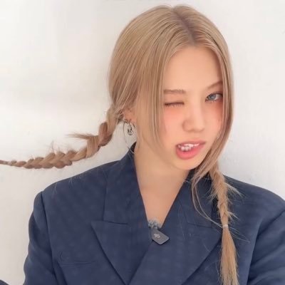 _quatrejuinx's profile picture