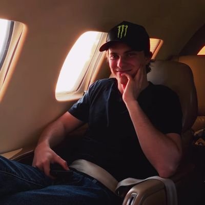 nae⁸¹ 🐝's profile picture