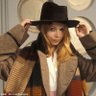 carol triste coitada e capenga profil fotoğrafı