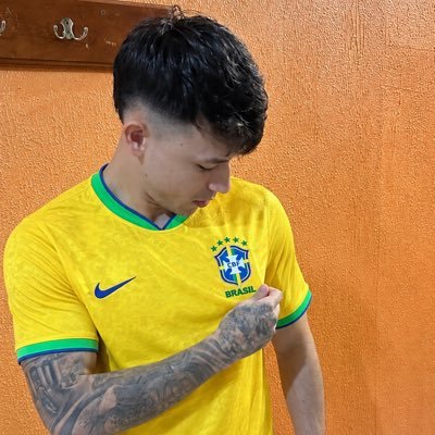 anazzsyz's profile picture