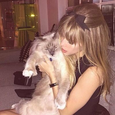 Princess Dinaa's profile picture