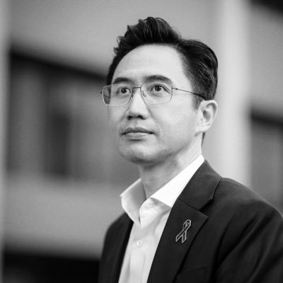 Yodchanan Wongsawat's profile picture