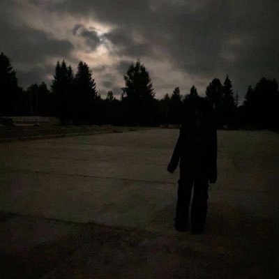 ^,..,^'s profile picture