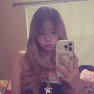 nxbiichu's profile picture