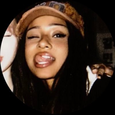 dovechaela's profile picture