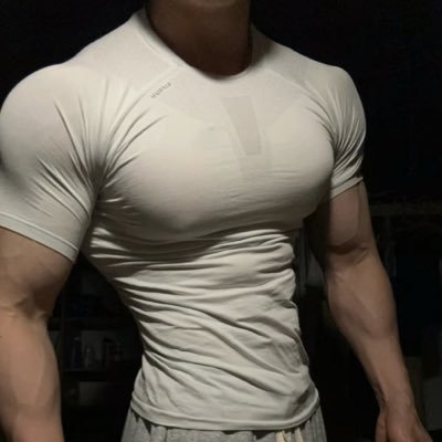 y5594700857406's profile picture