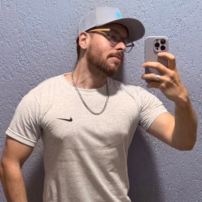 rayofleo's profile picture
