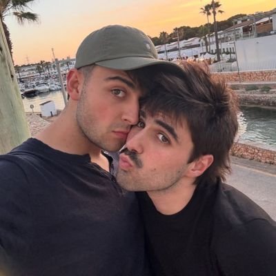 Majos23always's profile picture