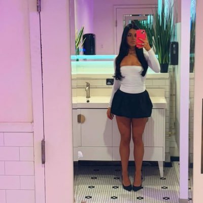 𝑺𝒕✩𝒓𝒈𝒊𝒓𝒍 | CELEBRITY ASTROLOGER's profile picture