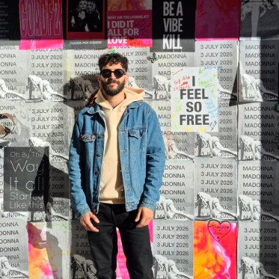 samantha jones stan account's profile picture