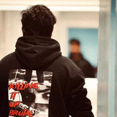 GunsnRoses925's profile picture