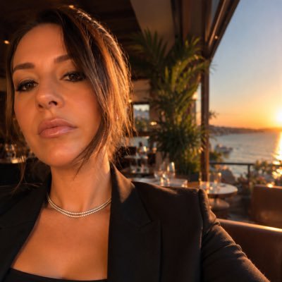 Özge Özden Kayhan's profile picture