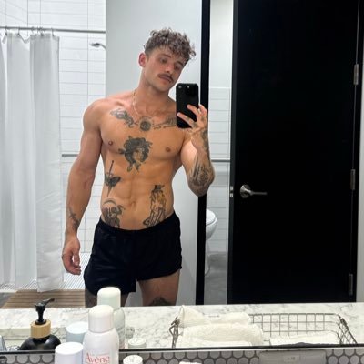 Jonnylix1's profile picture