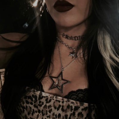 𝓡𝓞𝓧.'s profile picture
