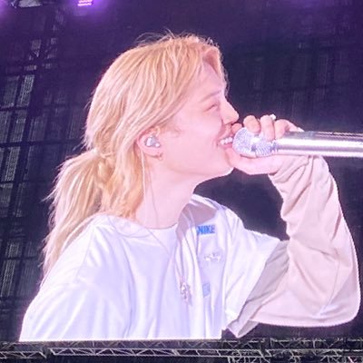 ell⁷ 𓍯 saw bts's profile picture