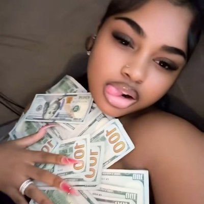 kamlicious's profile picture