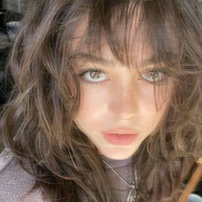 nhzzlou's profile picture