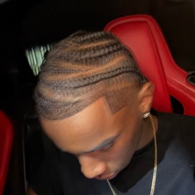 D ใฒ's profile picture