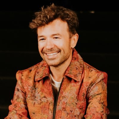 YALINonline's profile picture