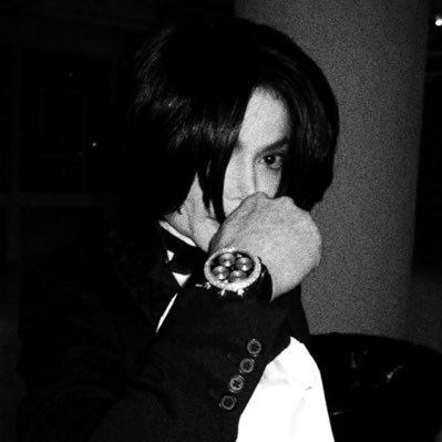 vee ⋆˚꩜。's profile picture