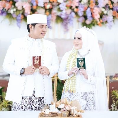Tommy & Indah | Pasutri Daily Life's profile picture