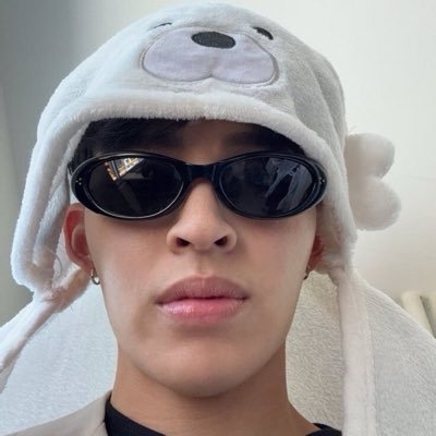 บ⋆˚✺ (slow)'s profile picture