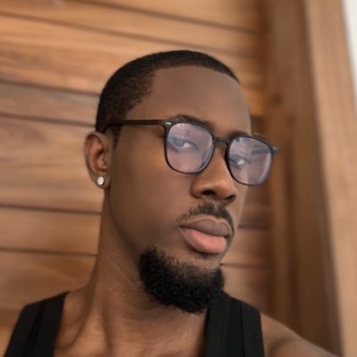 B£NZO 🥥's profile picture