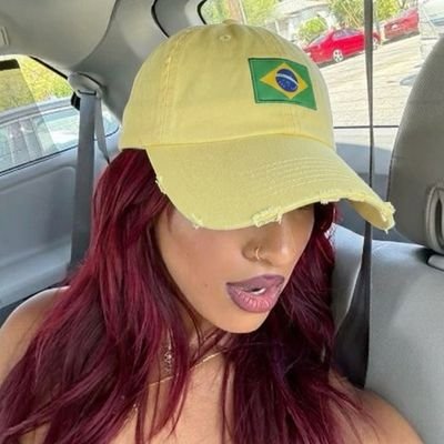 lia 🎧's profile picture