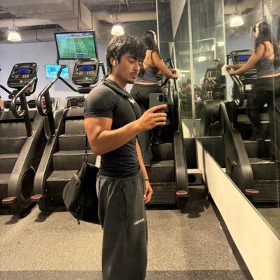 Luvthisaries's profile picture