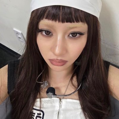 vkoominy's profile picture