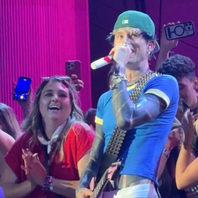 rushinmyveins's profile picture