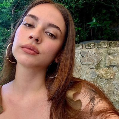 Lyna's profile picture