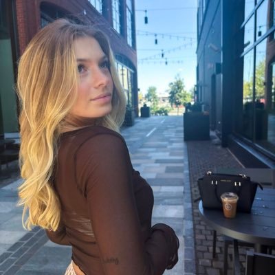 Khloeitsfun's profile picture