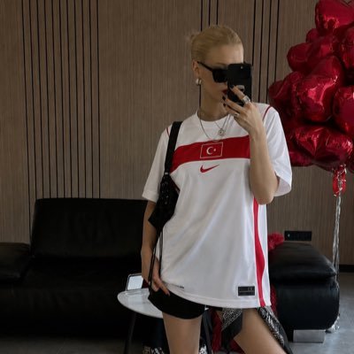 matmazel bayar's profile picture