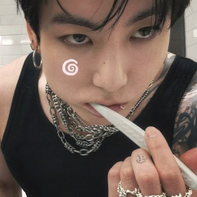 𖦹's profile picture
