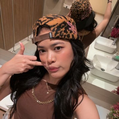 ⋆˚｡⋆✧˚ 𝑪𝒂𝒓𝒂 ˚✧⋆｡˚⋆'s profile picture