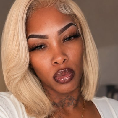 MS CINDERELLY🥵😈🩰's profile picture