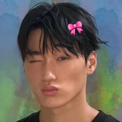 산상's larica is BAD's profile picture