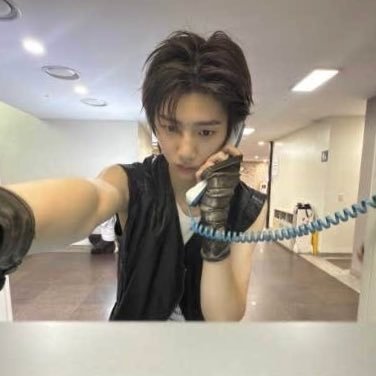 lildeerjs's profile picture