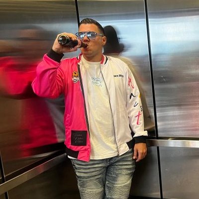 JovaniVázquez's profile picture