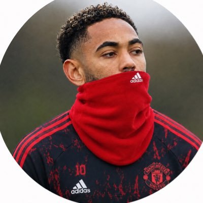 (fan) T's profile picture