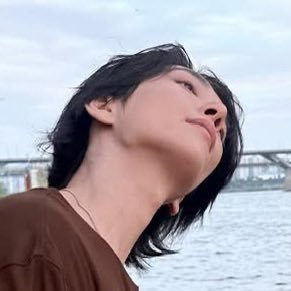 deershuasumi's profile picture