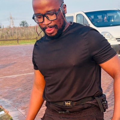 Given Sigauqwe's profile picture